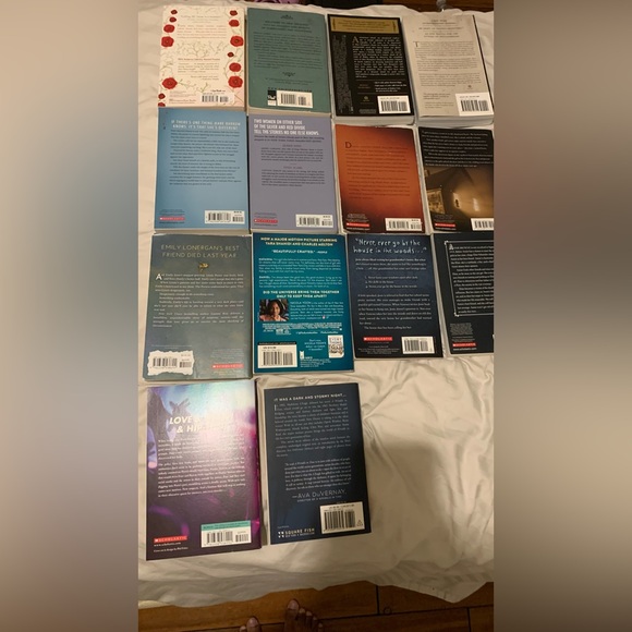 Book Bundle - Picture 2 of 2